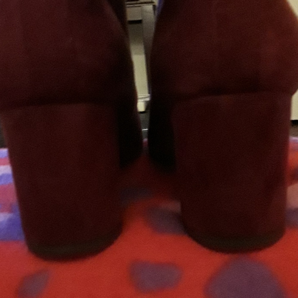 Women burgundy booties - Picture 5 of 5